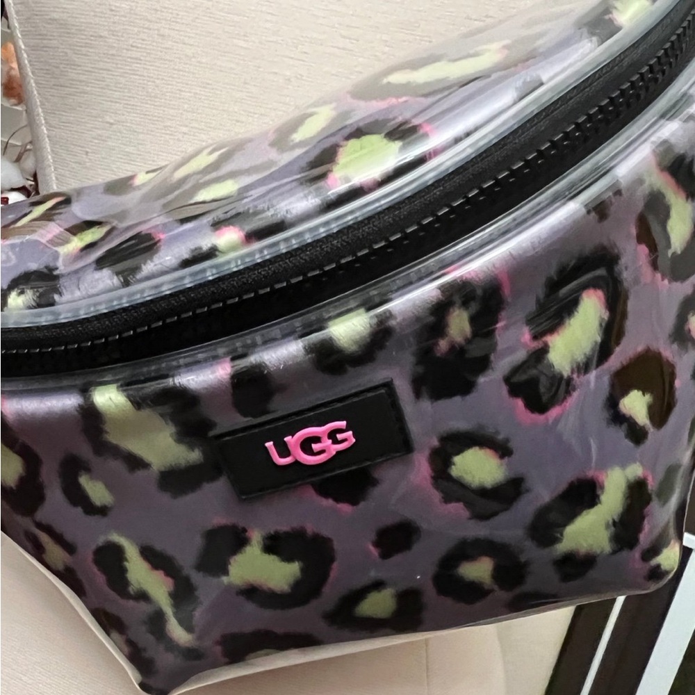 UGG Women's Leopard Print Bag - Black and Purple